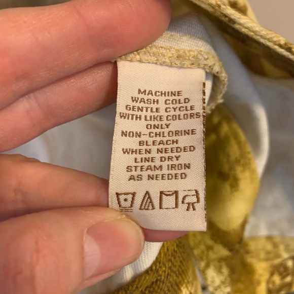 C.l.o.t.h.e.s jean jacket. Size 1X - Picture 3 of 4